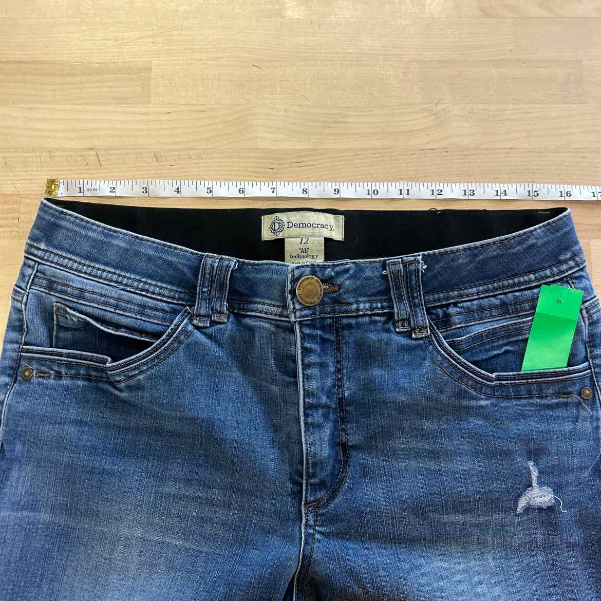 Democracy Size 12 Blue Denim Preloved Jeans