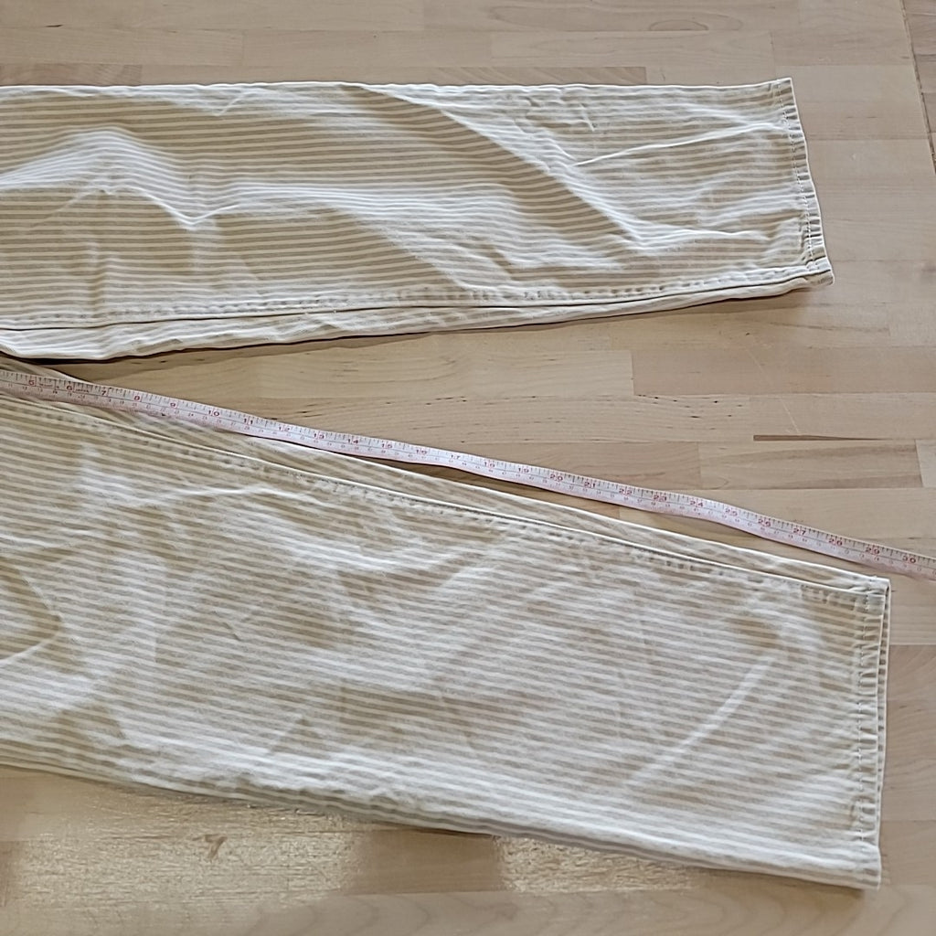 Levi's Size 26 Beige Jeans