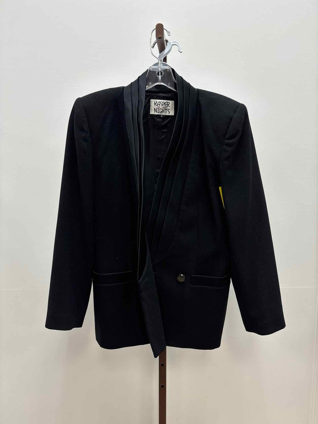 Kasper Size 8 Black Preloved Blazer