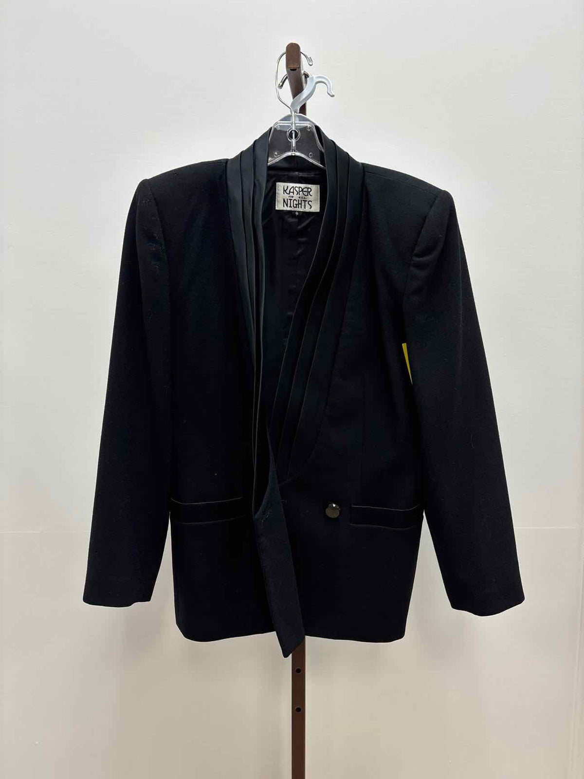 Kasper Size 8 Black Preloved Blazer