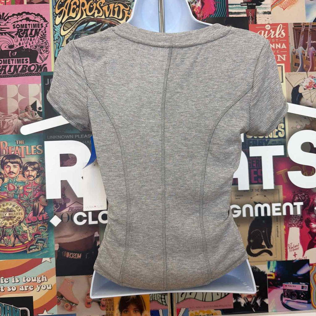 ultra flirt Size S Ribbed Cropped Henley Short Sleeve