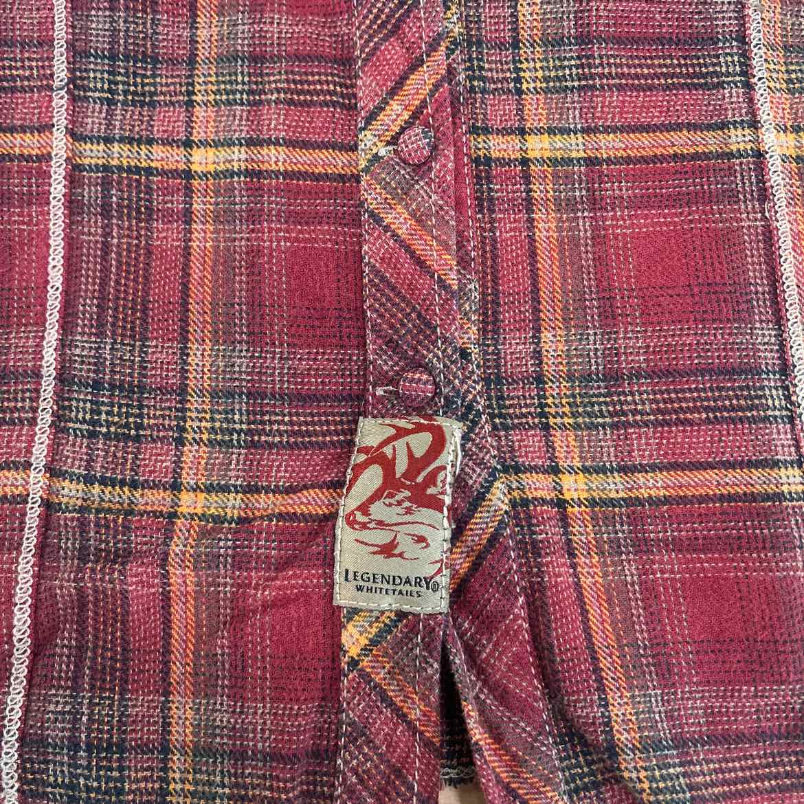 Legendary Whitetails Size M Red Preloved Flannel