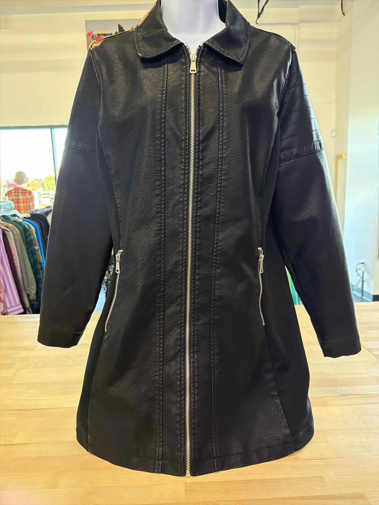 Baccini Size L Black Leather Jacket