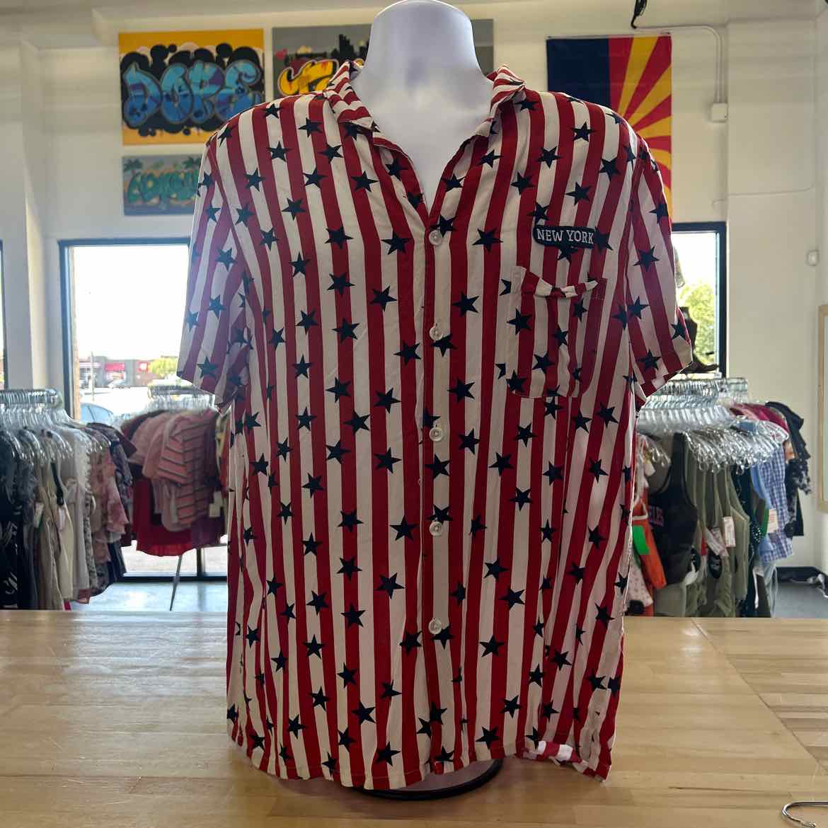 Home Free Size L Red White Blue Preloved MENS Button Down Shirt