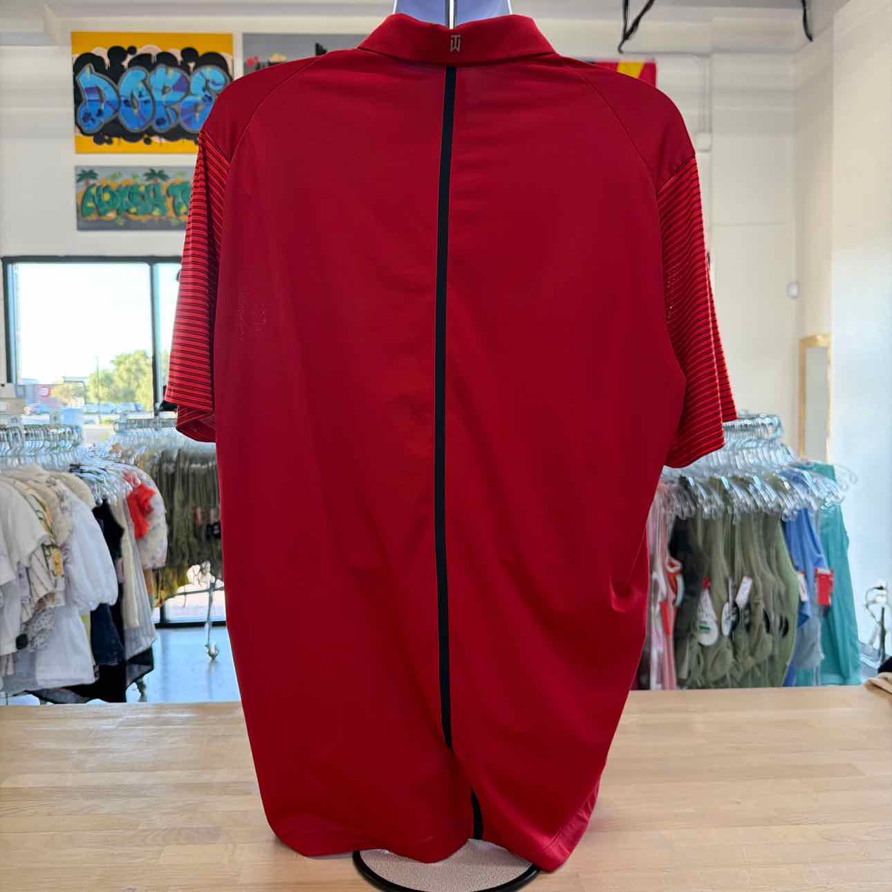 Nike Size XL Red Preloved MENS Polo