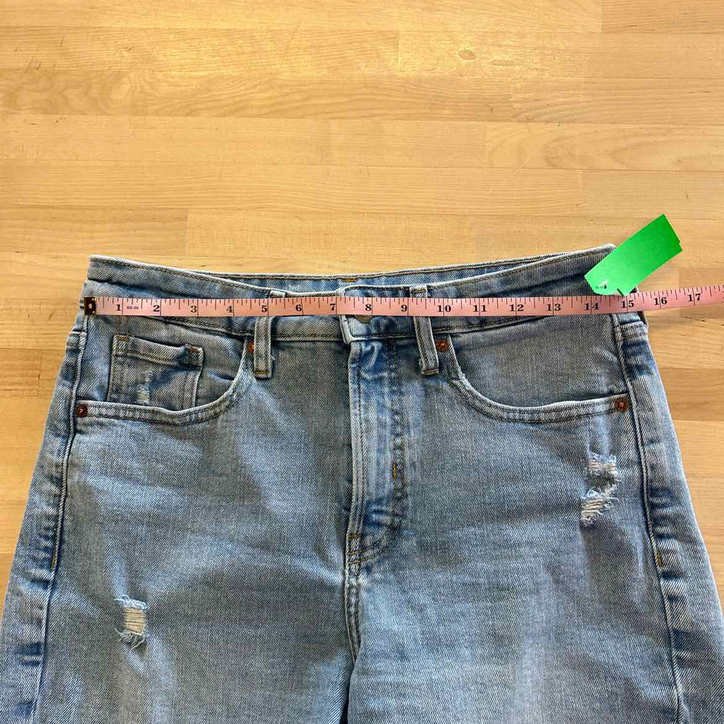 Old Navy Women Size 8 Blue Denim Preloved Shorts