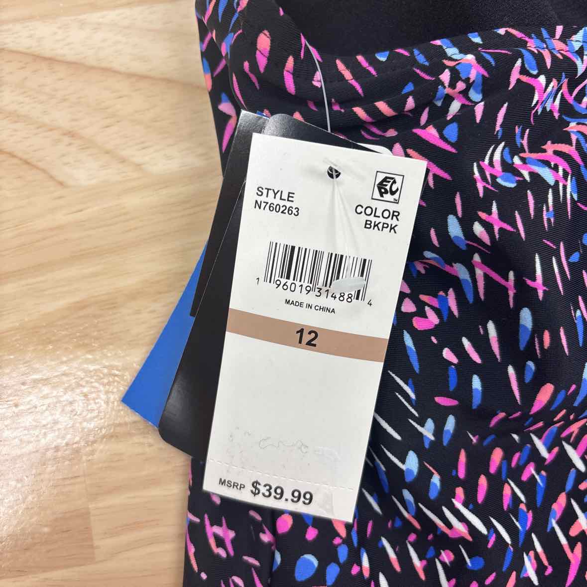 Island Escape Women's Printed Racerback Underwire Tankini Top
