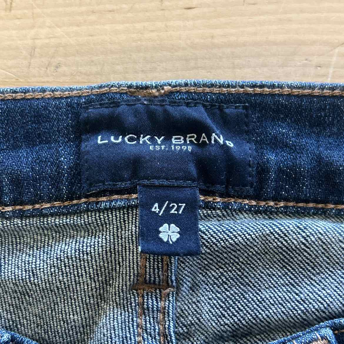 Lucky Brand Size 4 Blue Denim Preloved Jeans