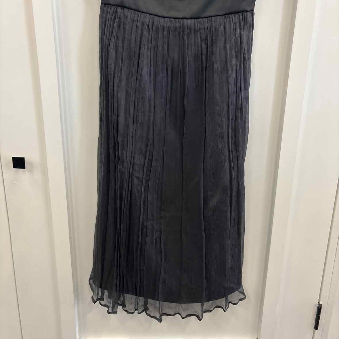 Susie Mooratff Size 4 Black Dress