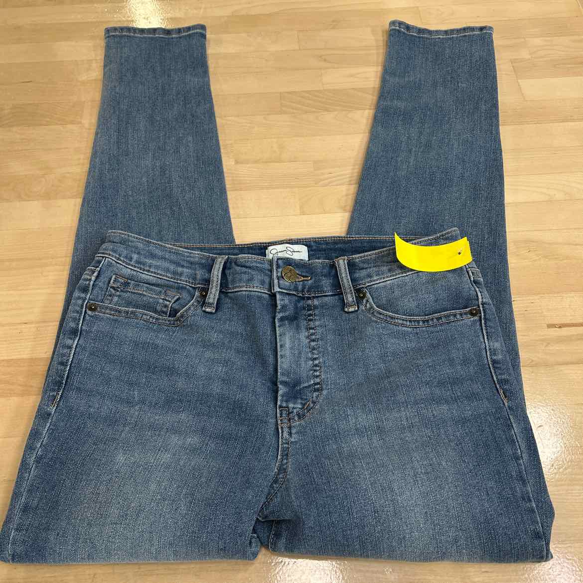 Jessica Simpson Size 9 Blue Denim Preloved Jeans
