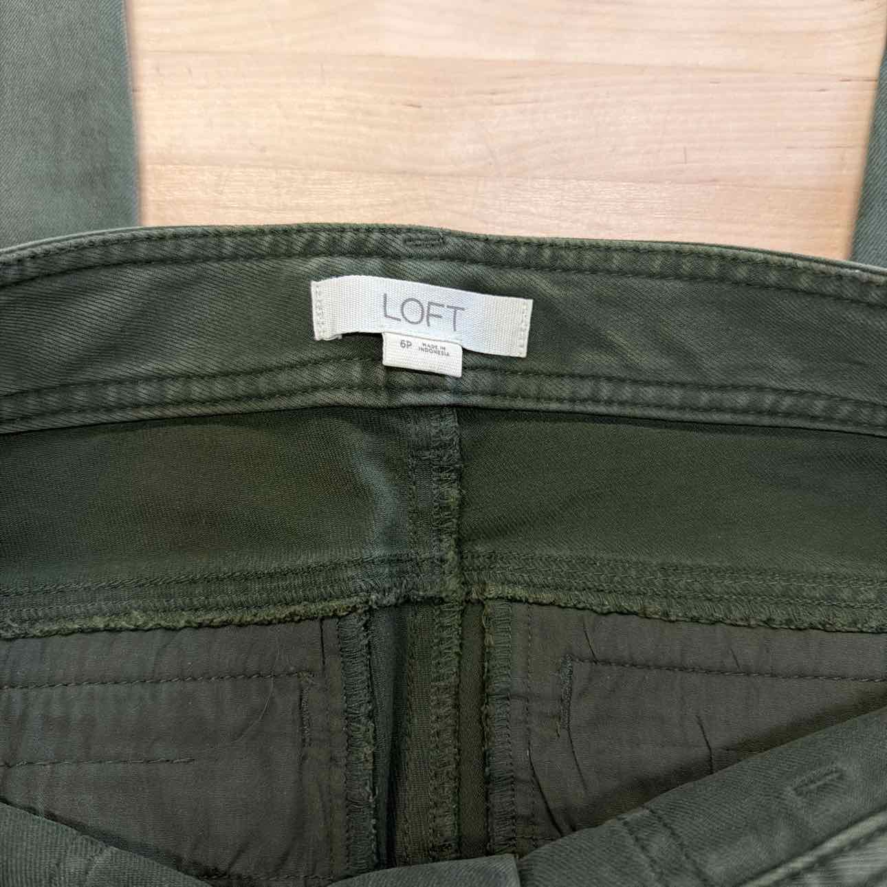 Loft Size 6P Green Preloved Pants