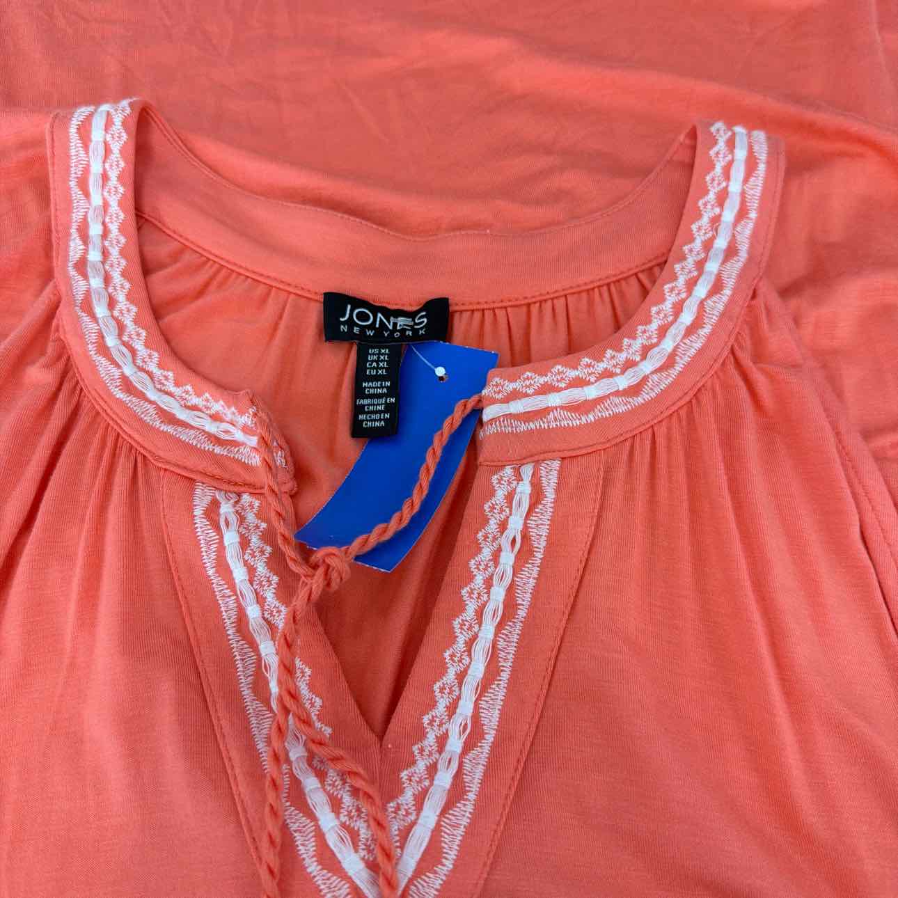 Jones New York Size XL Embroidered Halter Top