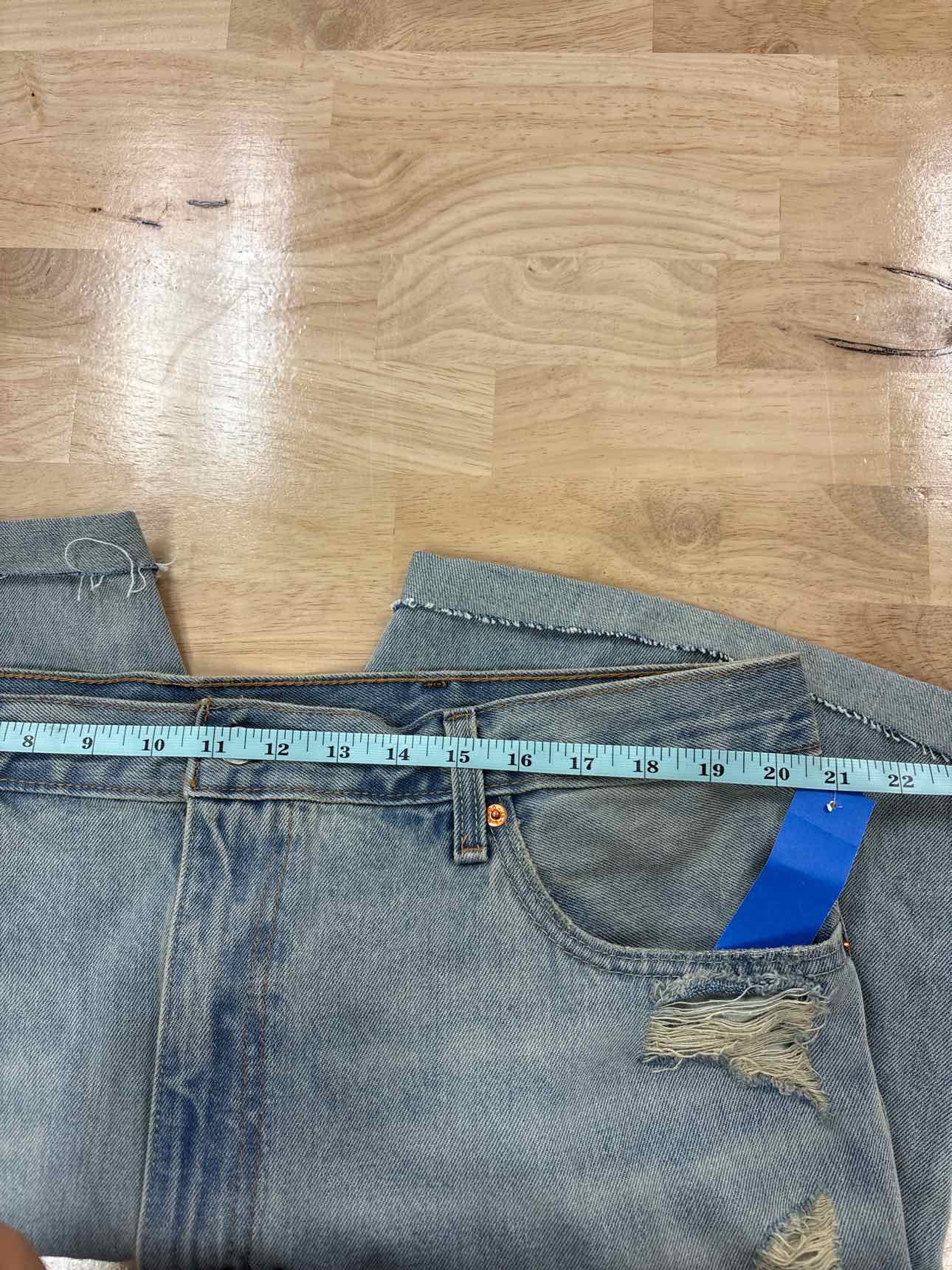 Levi's Men's Size 40 Light Blue MENS Shorts