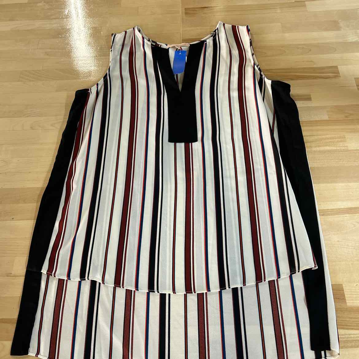 Gibson Latimer Size M Multi Color Preloved Tunic