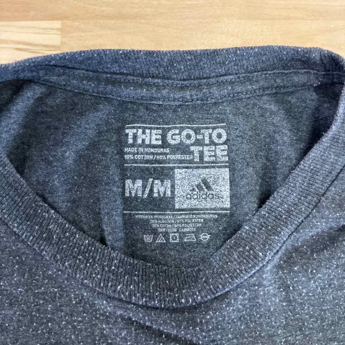 Adidas Men's Size M Gray MENS T-shirt