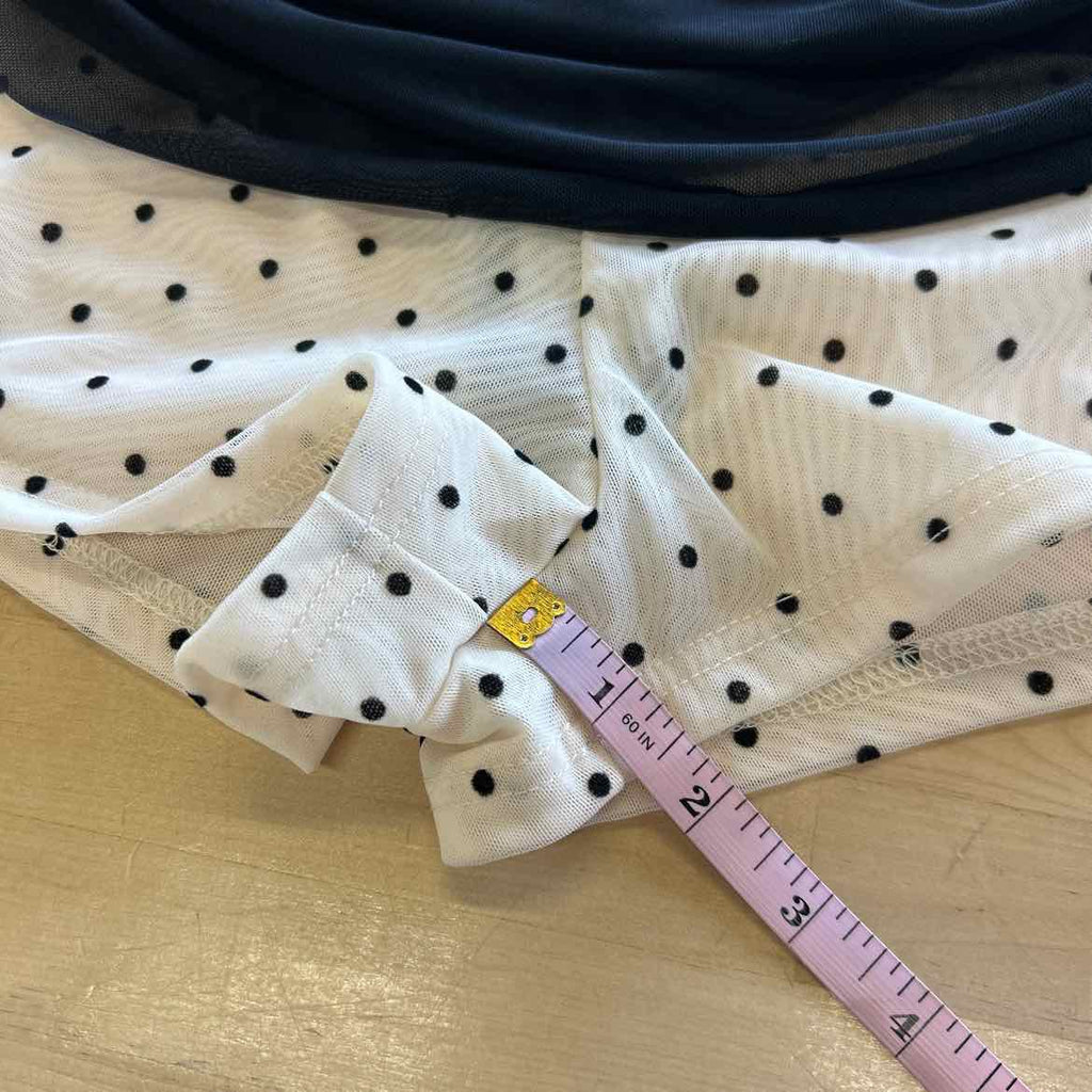 White Fox Women Size M White New Shorts