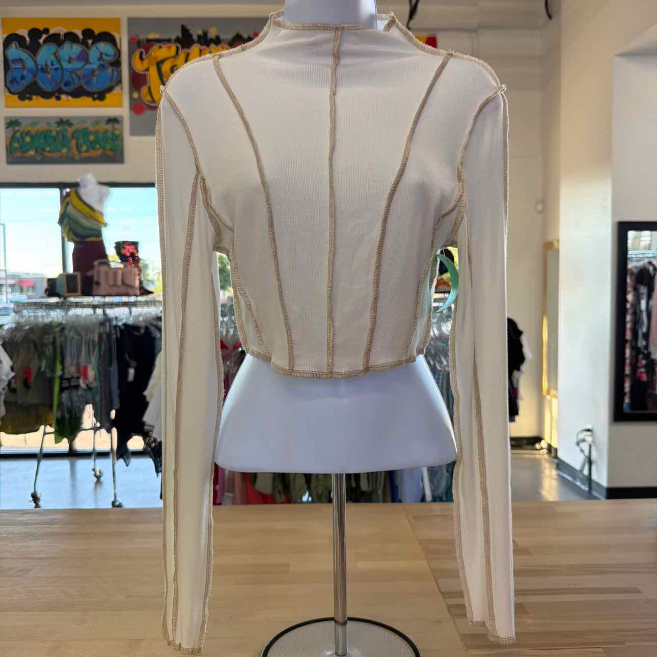 12TH Tribe Size M White Ribbed Preloved Longsleeve