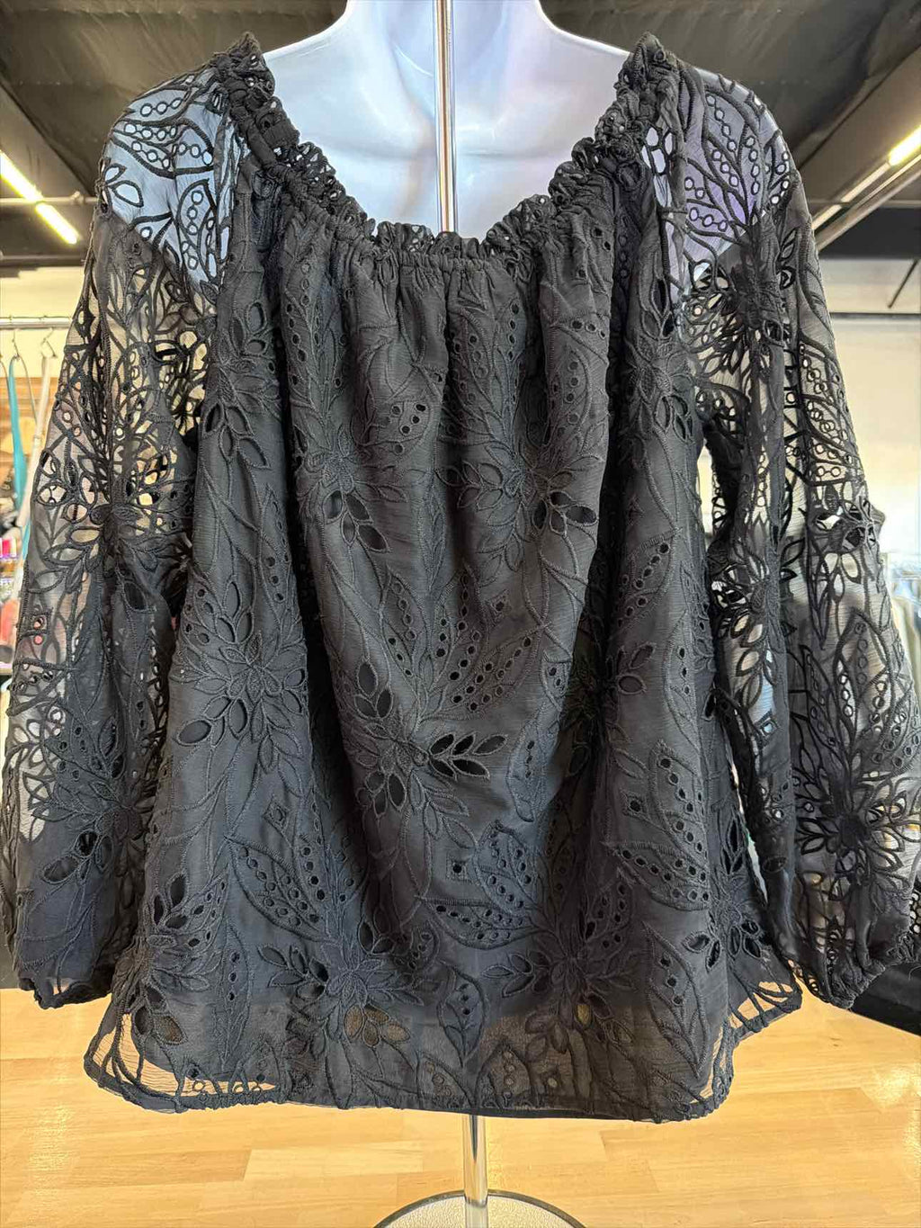 White House Black Market Size M Black Blouse