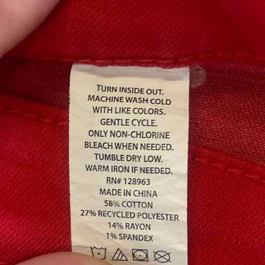 Indigo Rein Juniors' High-Rise Utility-Pocket Shorts - Candy Apple Red - 3