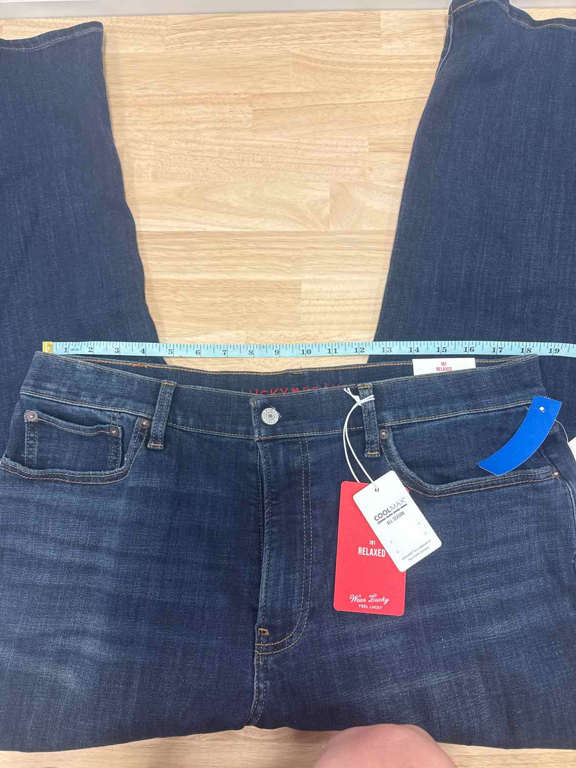 Lucy Size 36x30 dark blue MENS Jeans