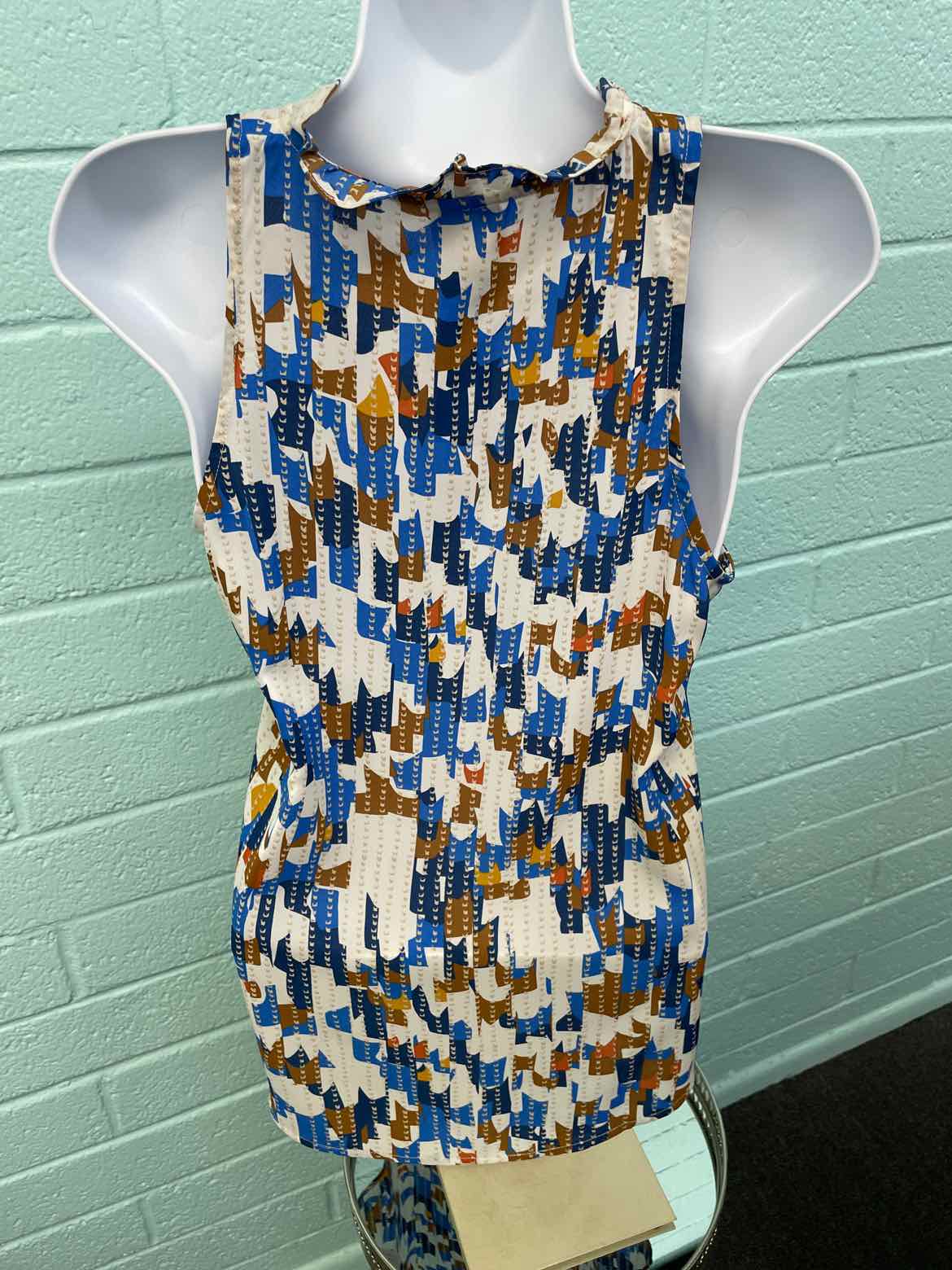 Cabi Size XS Blue & Beige Print Sleeveless