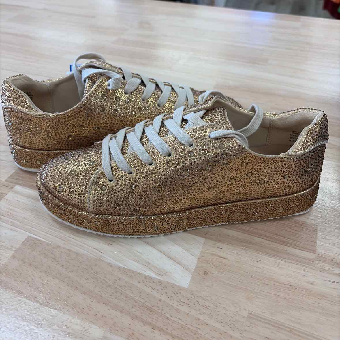 INC Size 8.5 Women's Lola Sneakers