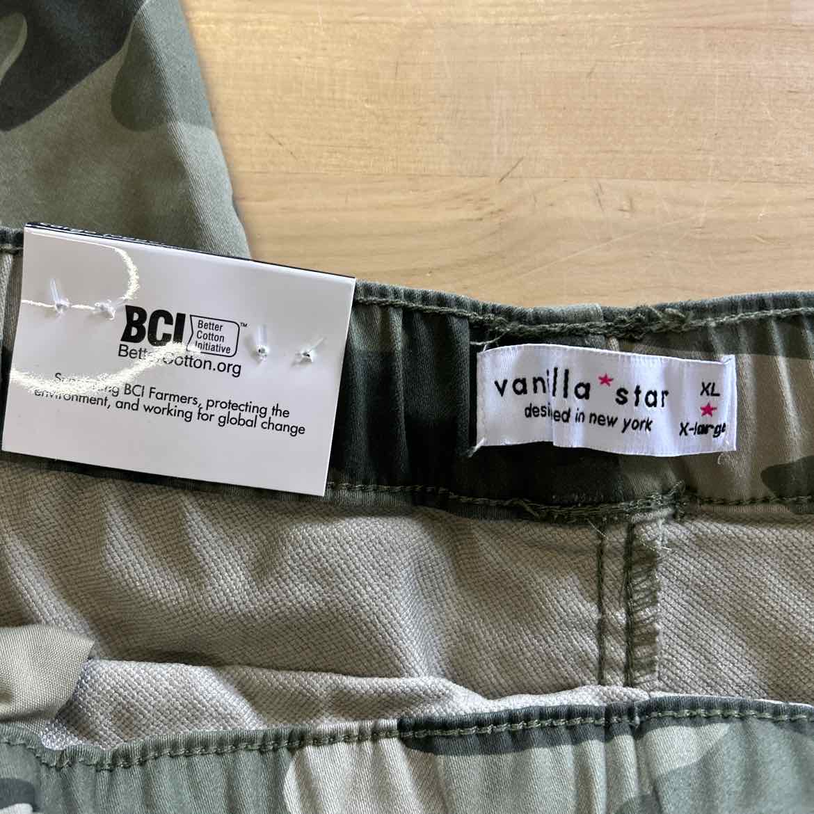 Vanilla Star Juniors' Camouflage Cargo Jogger Pants - Camo