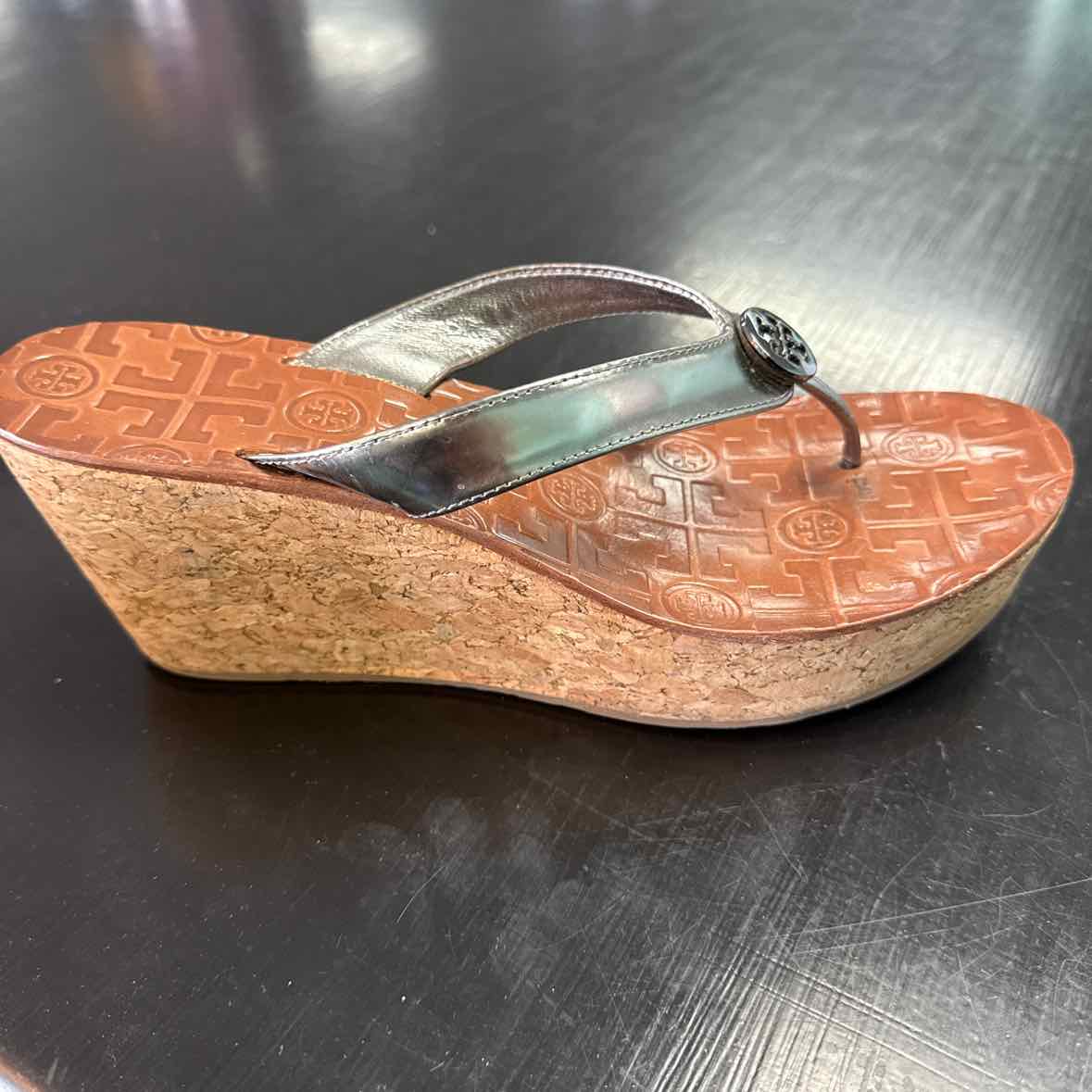 Tory Burch Shoe Size 8.5 Silver Leather Platform Wedge Thong Sandals