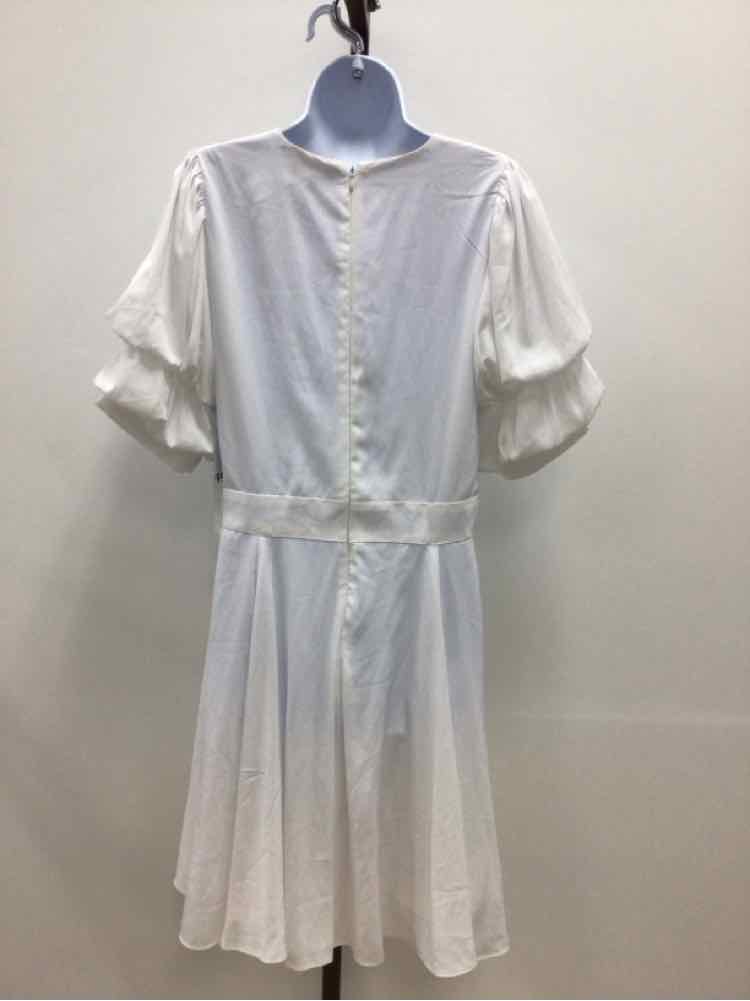 1.State Size L White New Dress