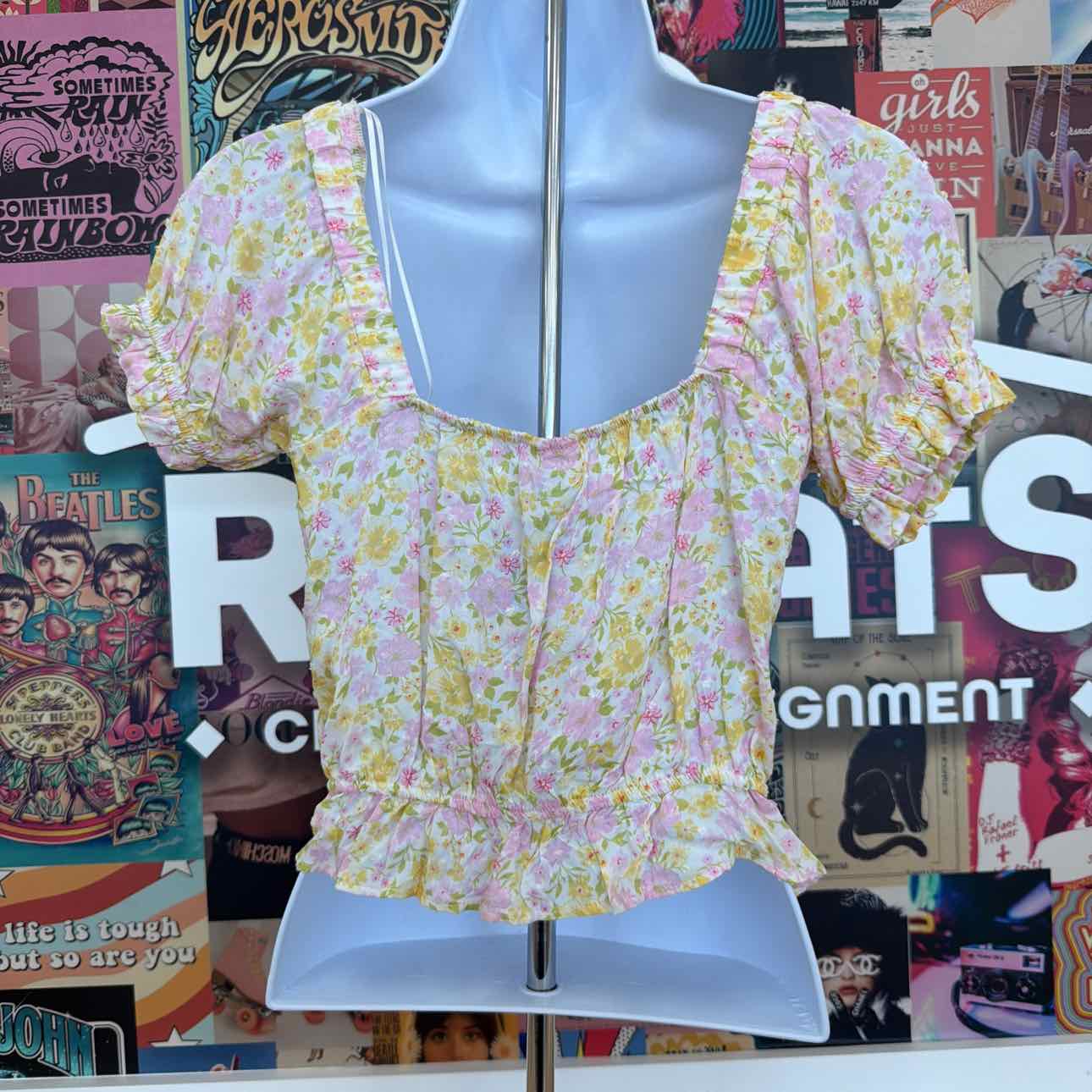 Self E Size XS Self Esteem Floral Short Sleeve Peasant Blouse