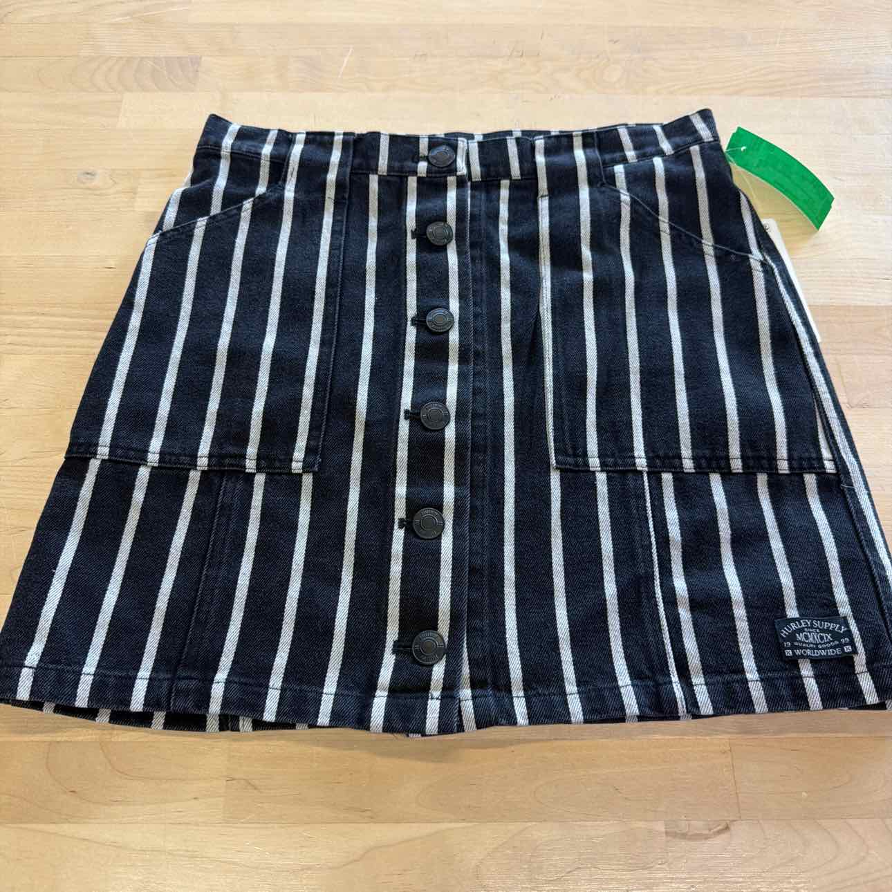 Hurley Juniors' Size 26 Sloan Button-Front Mini Skirt - Black