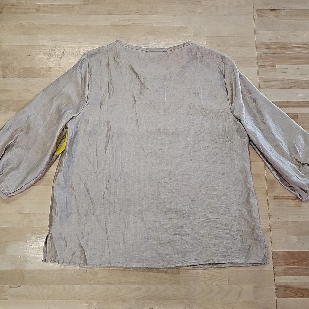 Chico's Size 2 (L) Champagne Blouse