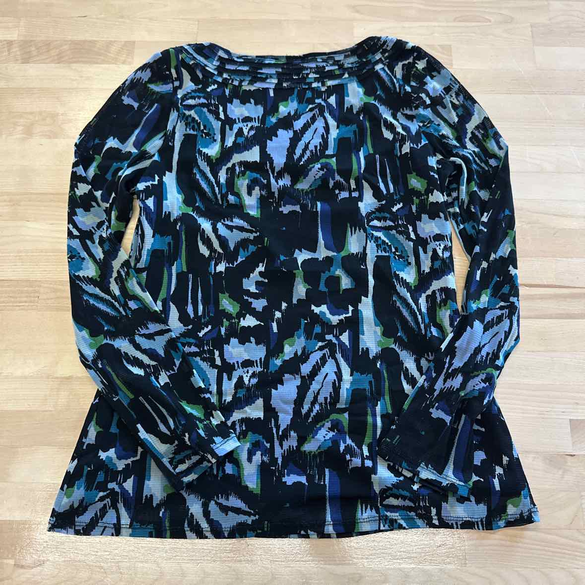 Axcess Size S Black Long Sleeve