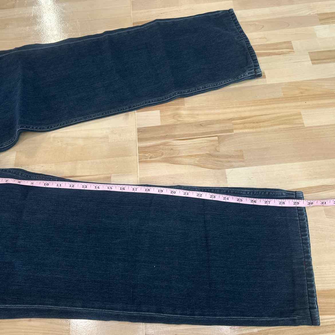 Tommy Bahama Size 38x32 Blue MENS Jeans