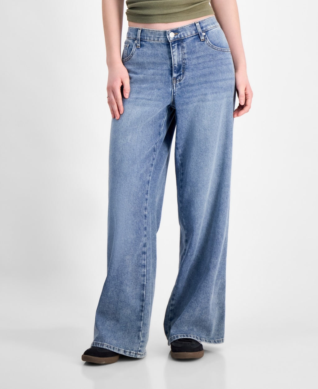 Vanilla Star Size L Mid Rise Wide Leg Jeans
