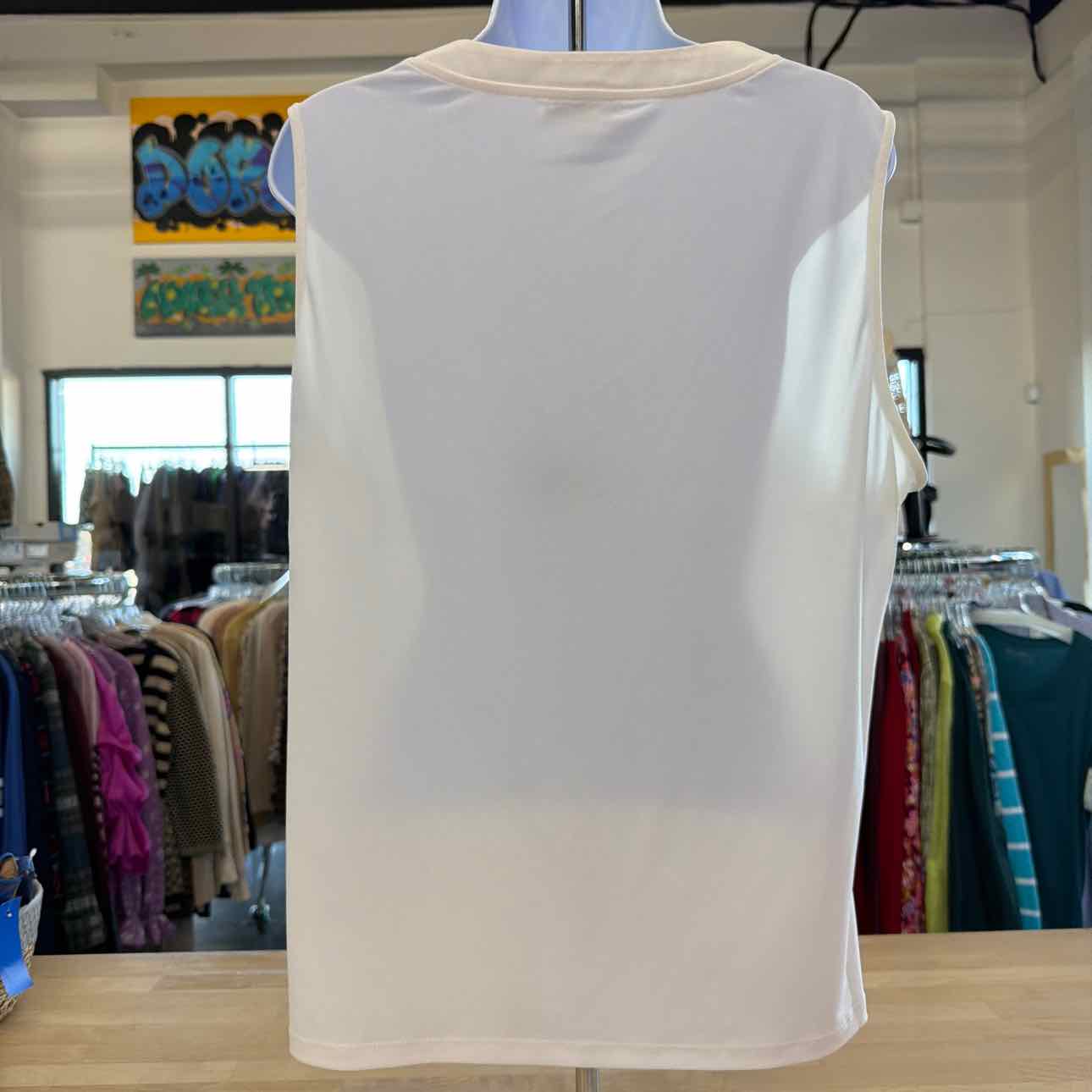 Calvin Klein Size XL White New Sleeveless