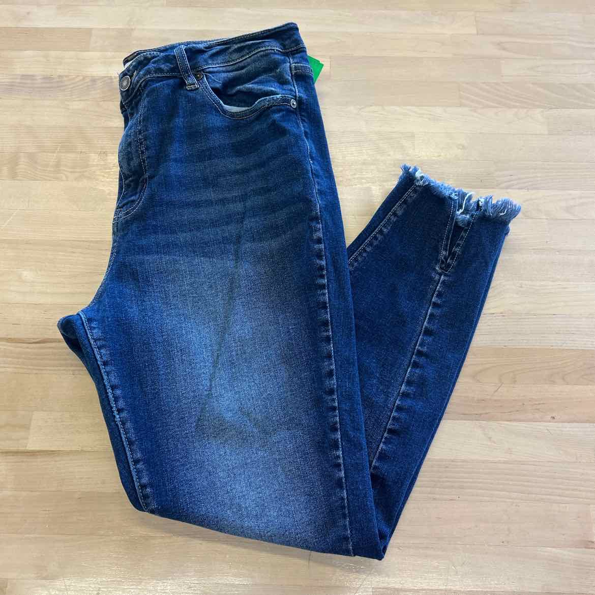 KanCan Size XL Blue Denim Preloved Jeans