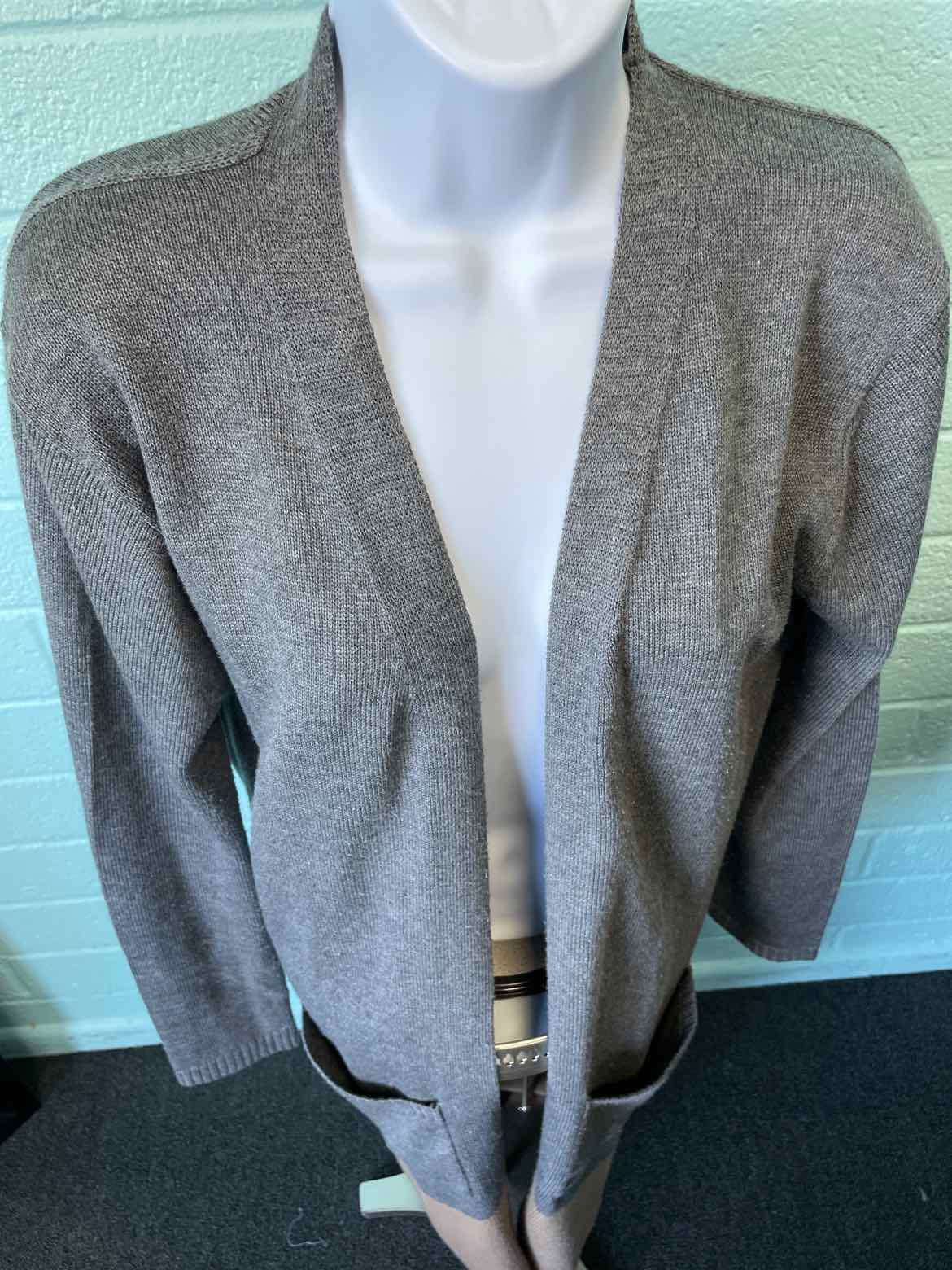 VoiceofCA Size S/M Gray & Tan Duster