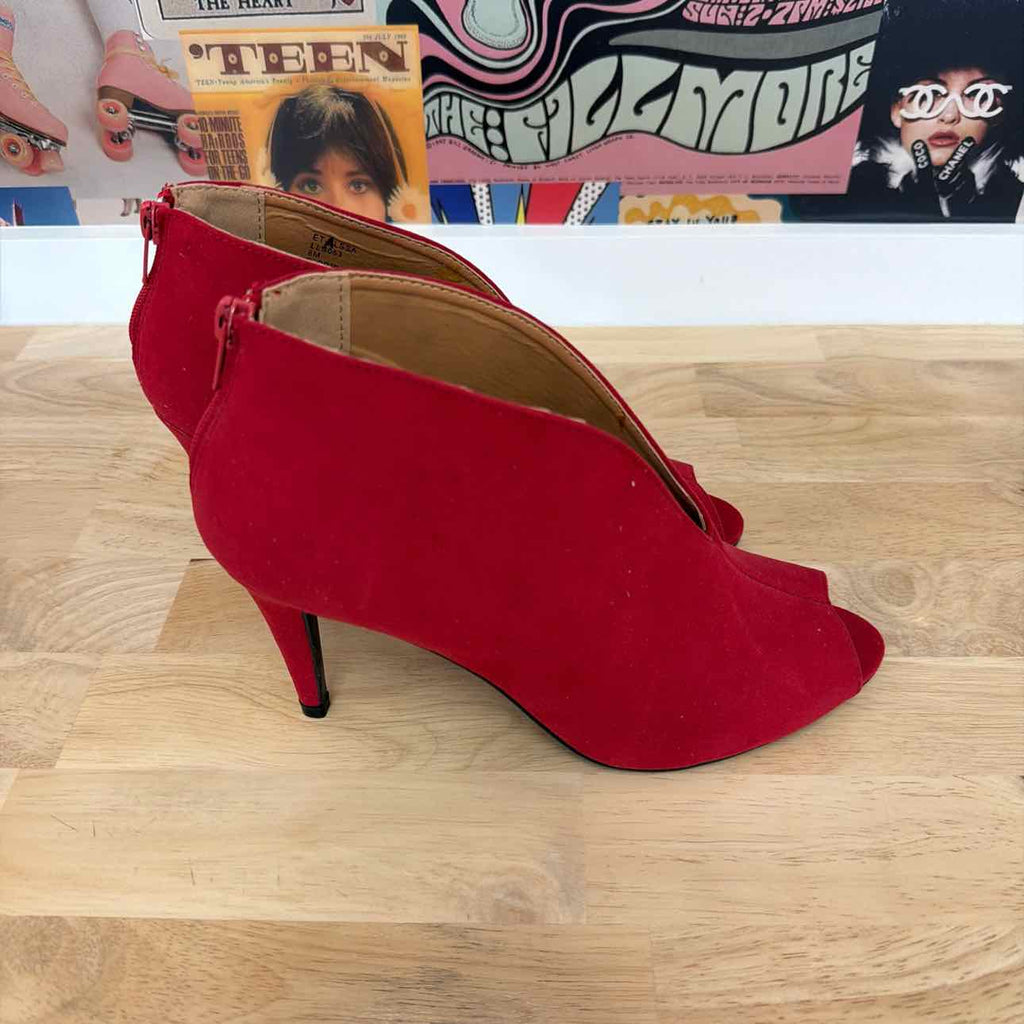 Ellen Tracy Size 8 Red Preloved Heels