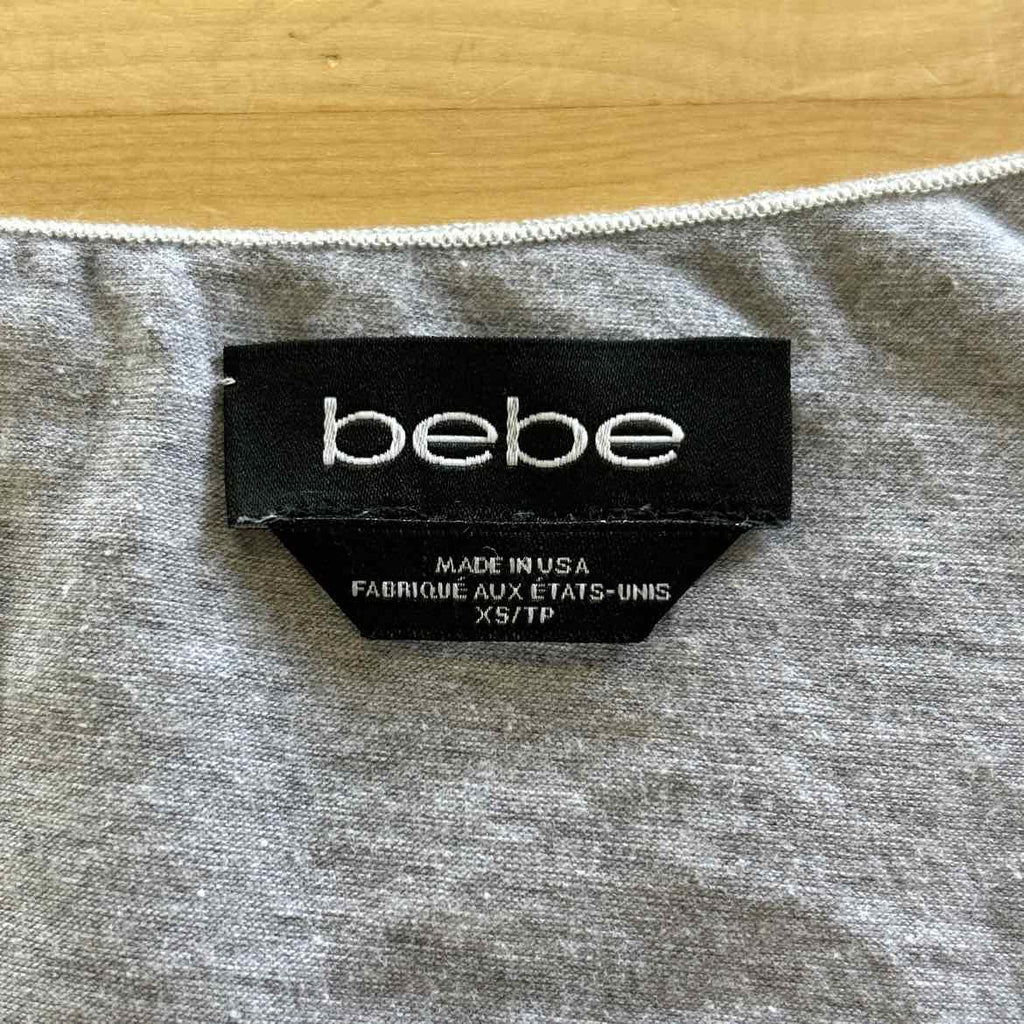 Bebe Size XS Gray Preloved T-Shirt SS