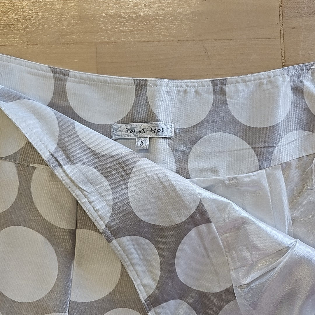 Toi Et Moi Size S Tan Preloved Skirt