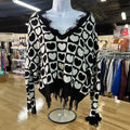 Just Polly Size L Black White Preloved Sweater