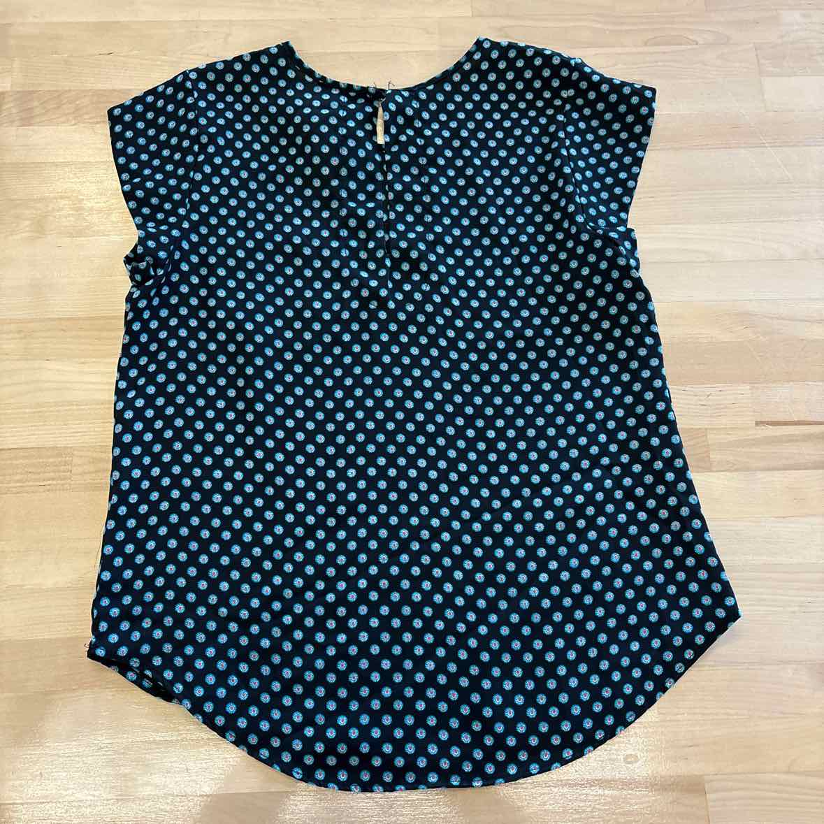 lily white Size M Black & Blue Blouse
