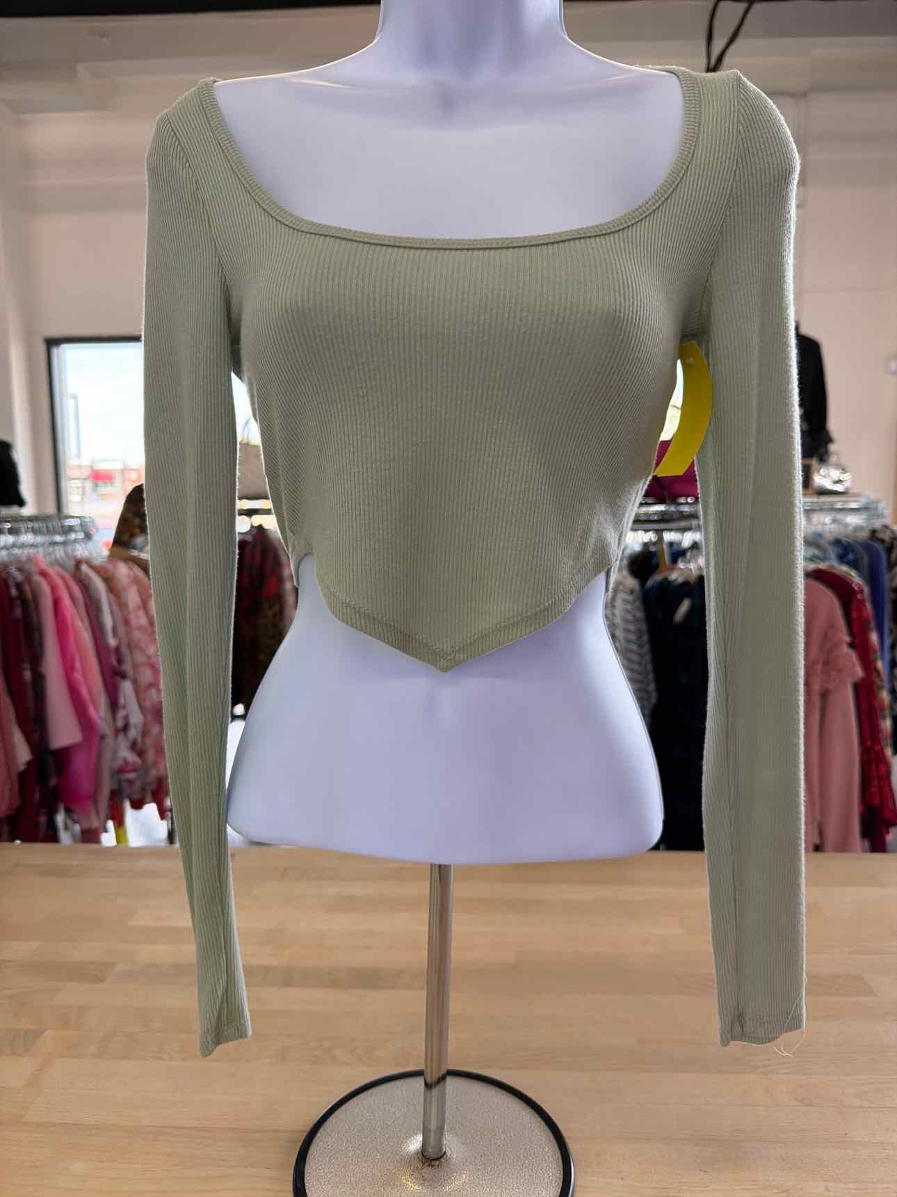 Pacsun Size XS Green Long Sleeve