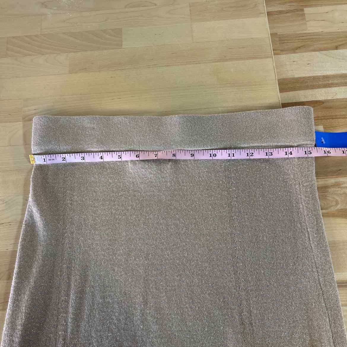 Banana Republic Size M Beige Preloved Skirt