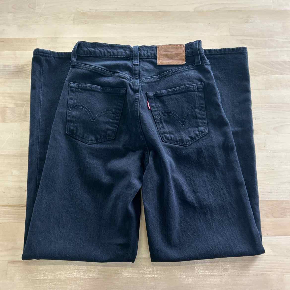 Levi's Size 24 Black Denim Preloved Jeans