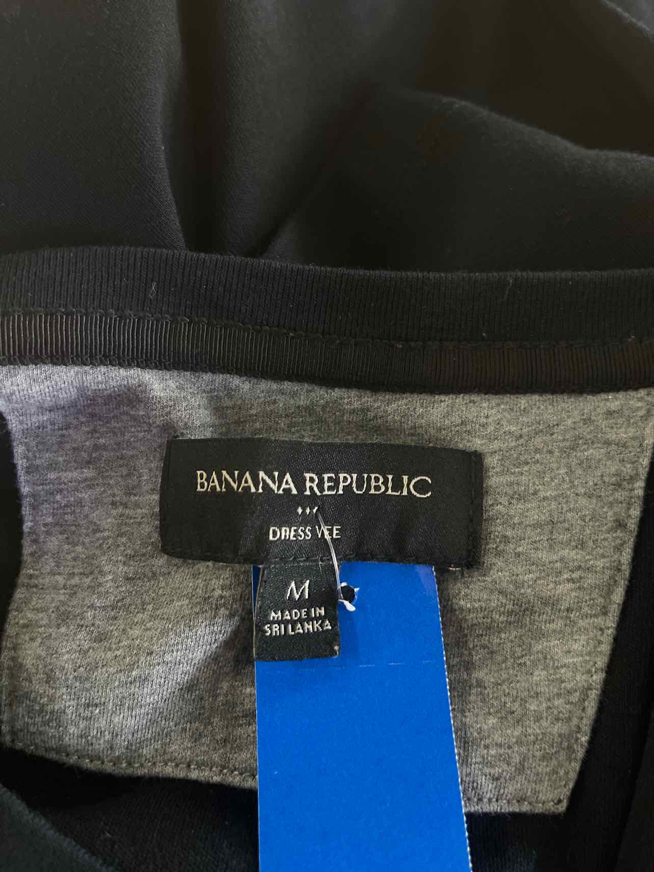 Banana Republic Size M Black Preloved MENS T-shirt