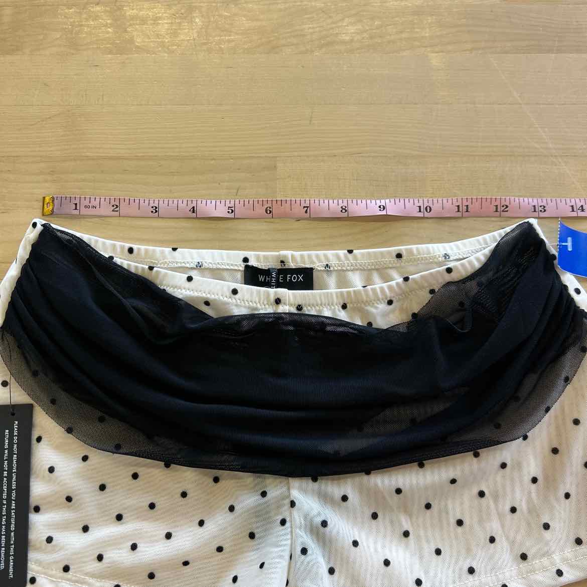 White Fox Women Size M White New Shorts