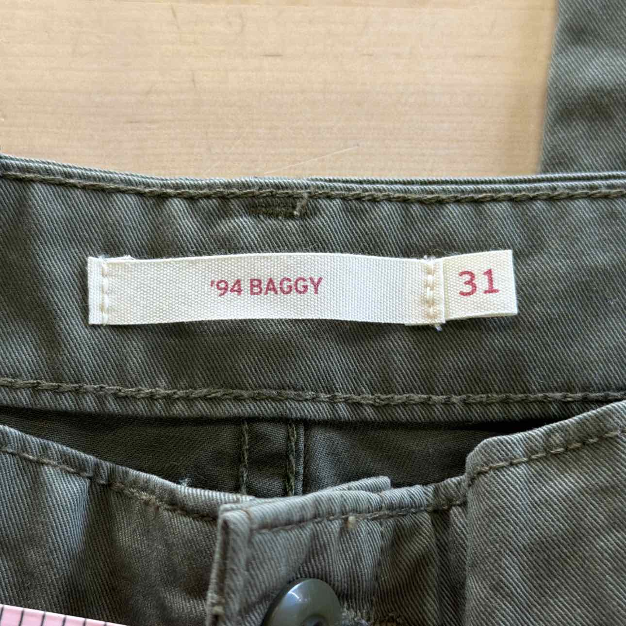 Levi's '94 Baggy Cargo Pants - Women's 31x30