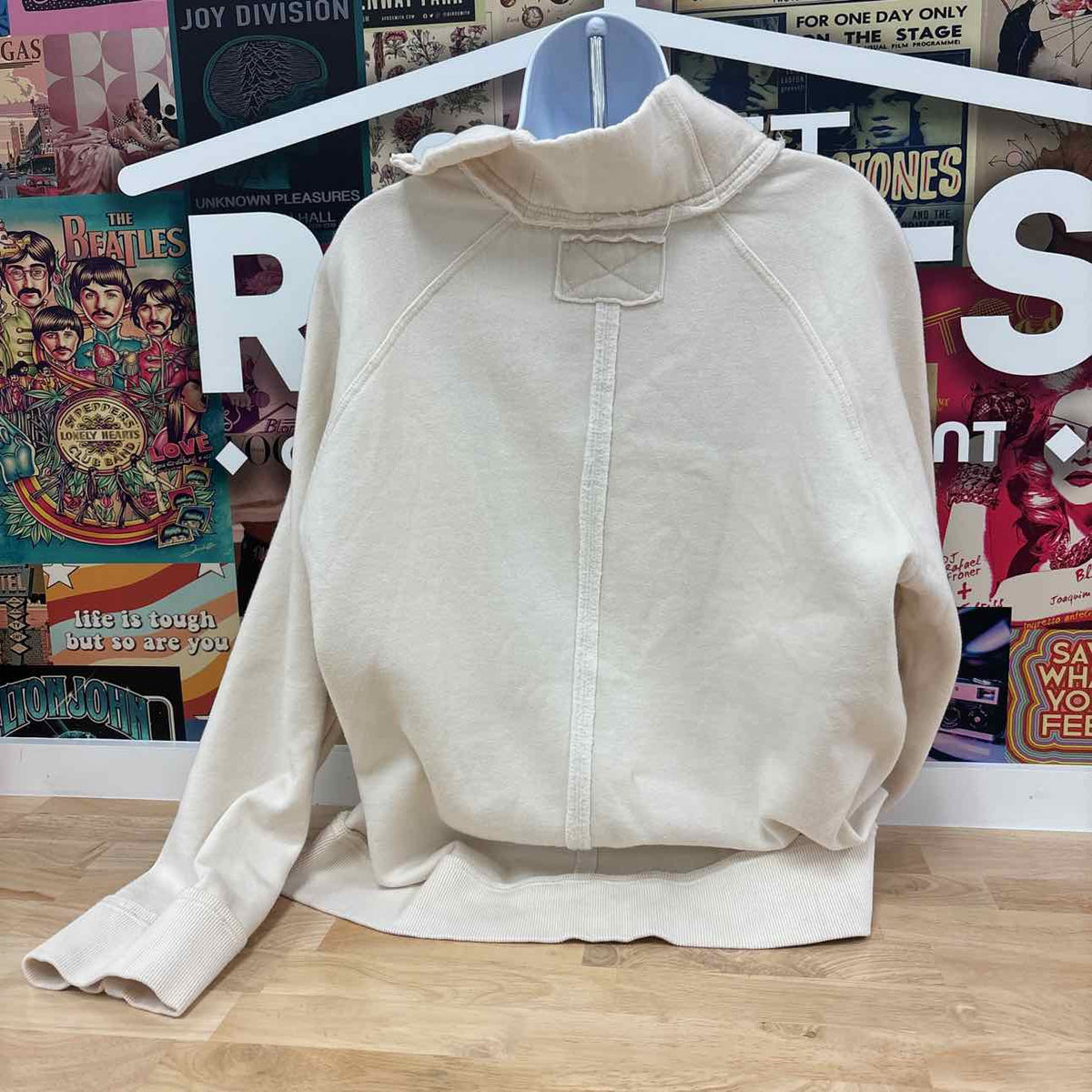 Free People Size XL Cream Preloved Sweatshirt